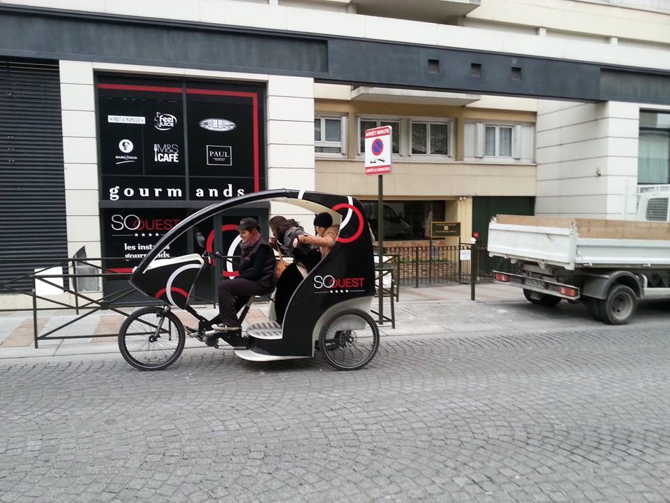 Location de voiture avec chauffeur, touriste, cyclos